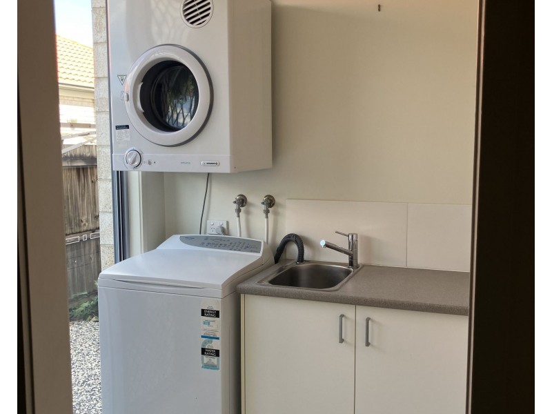 1/2 Hartnett Street, North Lakes QLD 4509