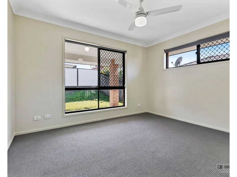 12 Tuohy Close, Rothwell QLD 4022