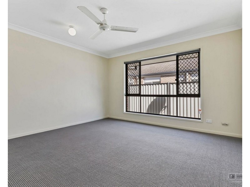 12 Tuohy Close, Rothwell QLD 4022