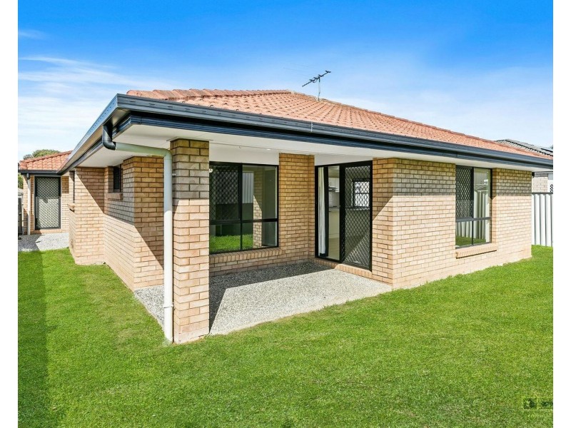 12 Tuohy Close, Rothwell QLD 4022