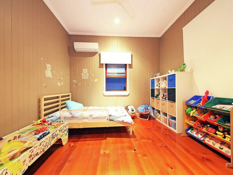 9 First Street, Virginia QLD 4014