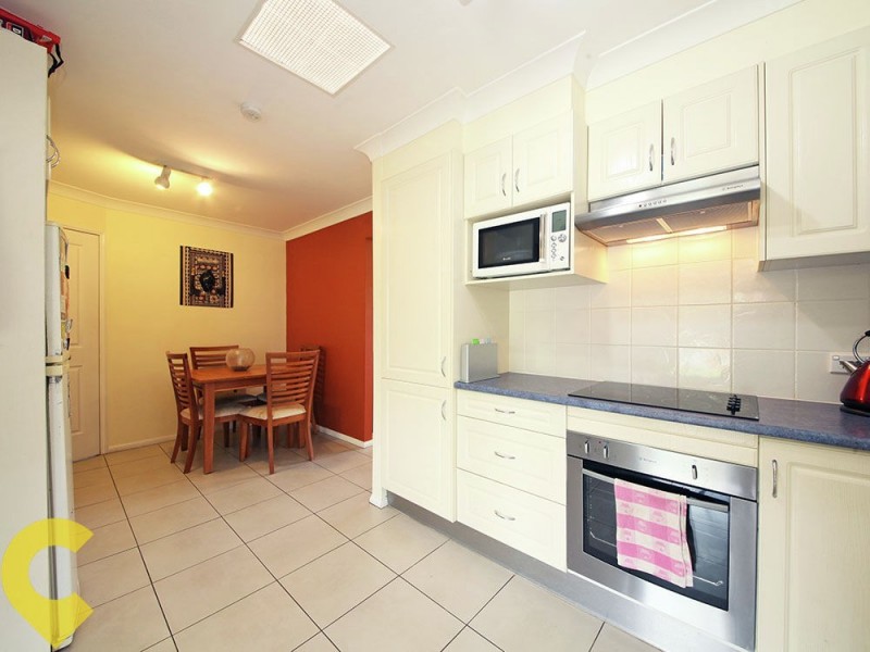 16 Wood Court, Kallangur QLD 4503