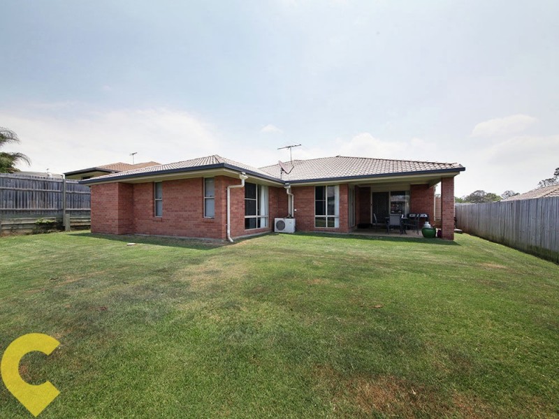 8 Wirragrove Circuit, Kallangur QLD 4503