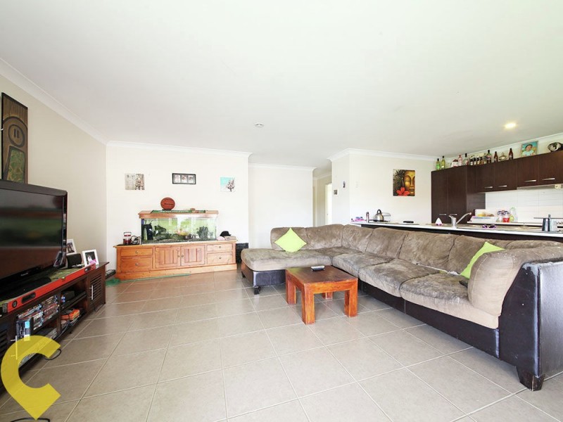 8 Wirragrove Circuit, Kallangur QLD 4503