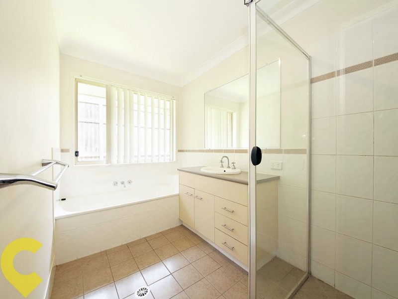 8 Wirragrove Circuit, Kallangur QLD 4503