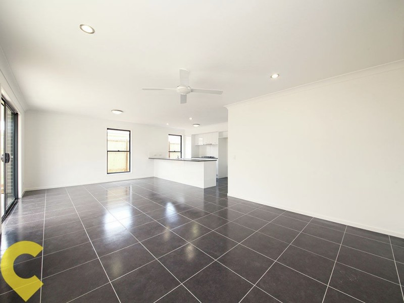 31 Olsen Circuit, Kallangur QLD 4503