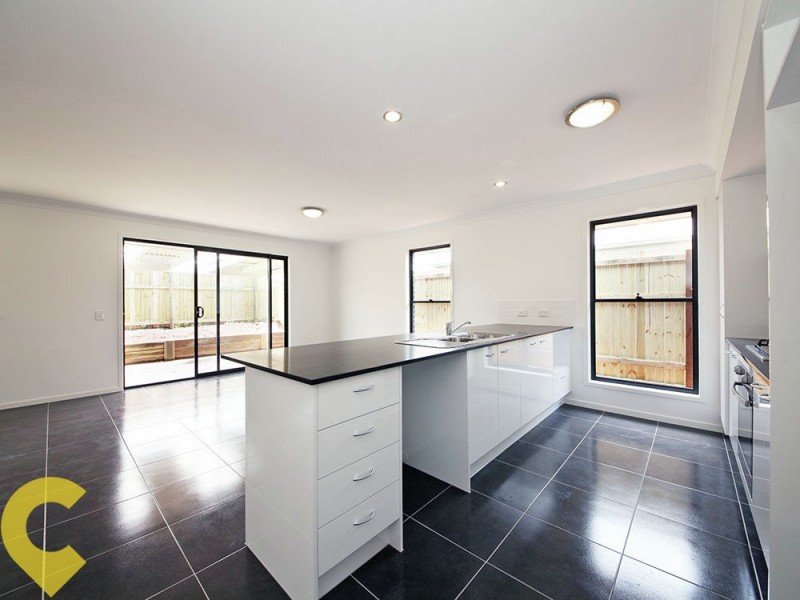 31 Olsen Circuit, Kallangur QLD 4503