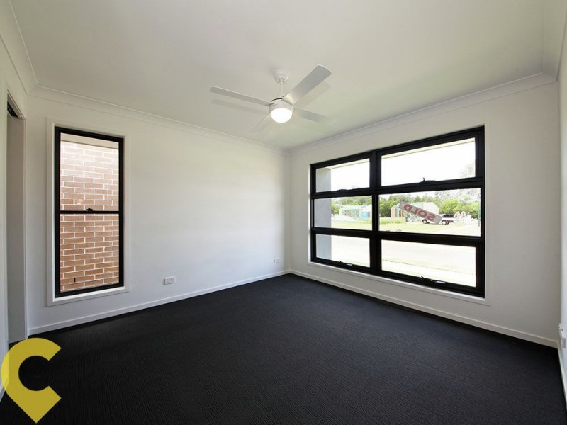 31 Olsen Circuit, Kallangur QLD 4503