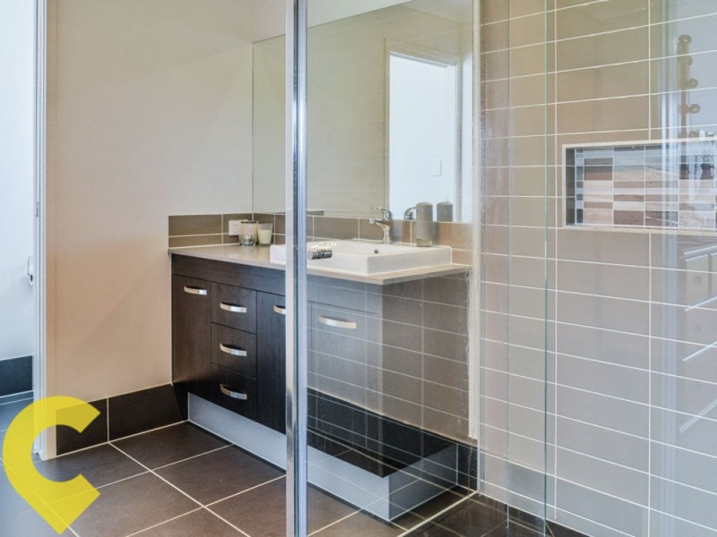 25 Llama Court, Dakabin QLD 4503