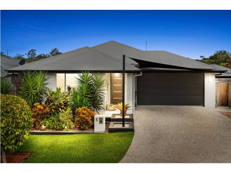 5 Chaps Close, Narangba QLD 4504