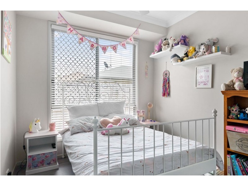 5 Chaps Close, Narangba QLD 4504