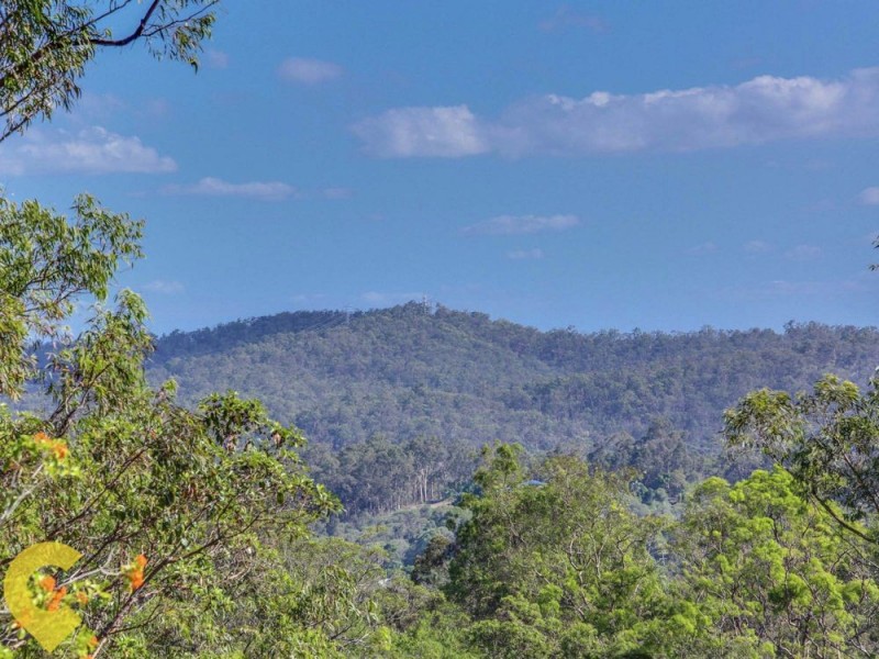 15 Salisbury Court, Clear Mountain QLD 4500