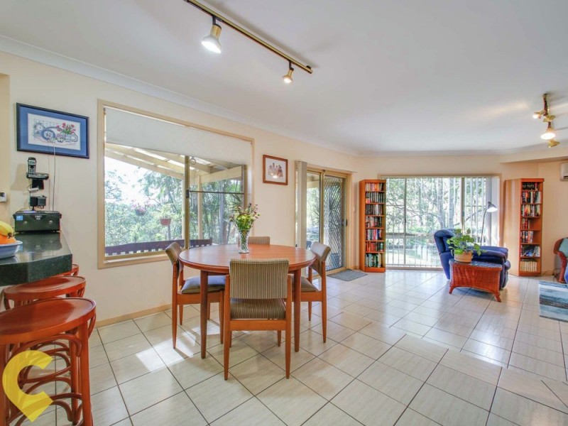 15 Salisbury Court, Clear Mountain QLD 4500