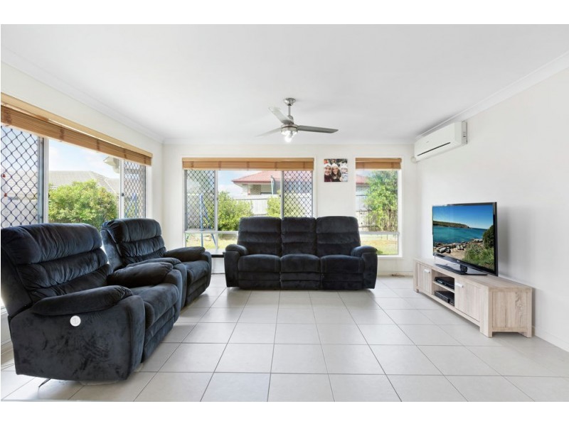 3 Sorrento Street, North Lakes QLD 4509