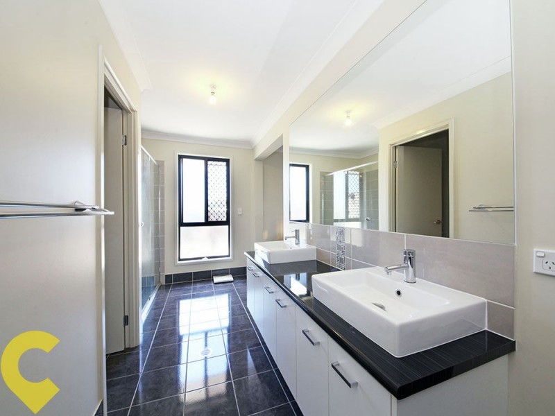 16 Hirst Court, Ningi QLD 4511