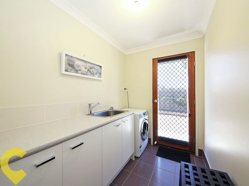 16 Hirst Court, Ningi QLD 4511