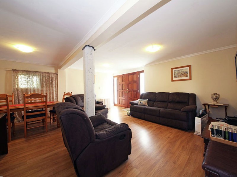 211 Duffield Road, Kallangur QLD 4503