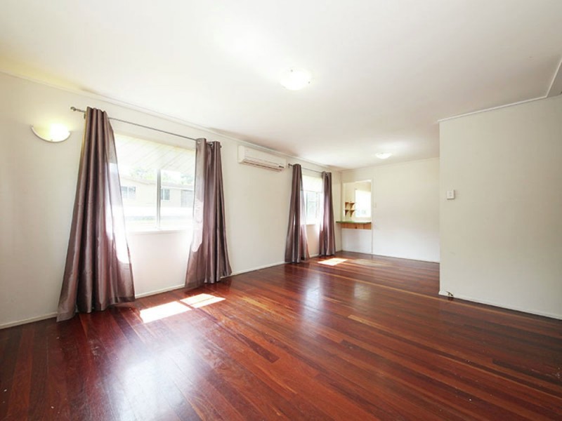 211 Duffield Road, Kallangur QLD 4503