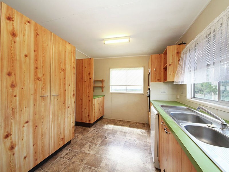 211 Duffield Road, Kallangur QLD 4503