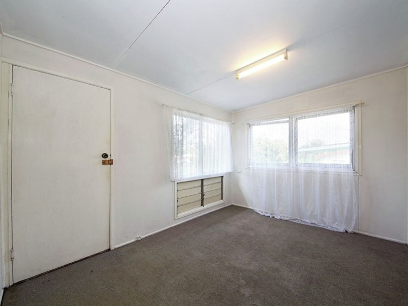 211 Duffield Road, Kallangur QLD 4503