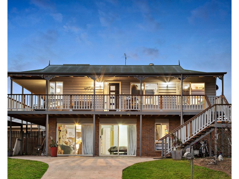 25 Wattlebrush Court, Murrumba Downs QLD 4503