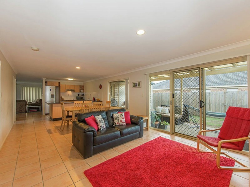 4 Ainslie Street, North Lakes QLD 4509