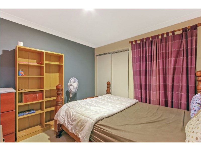 16 Caper White Court, Kallangur QLD 4503