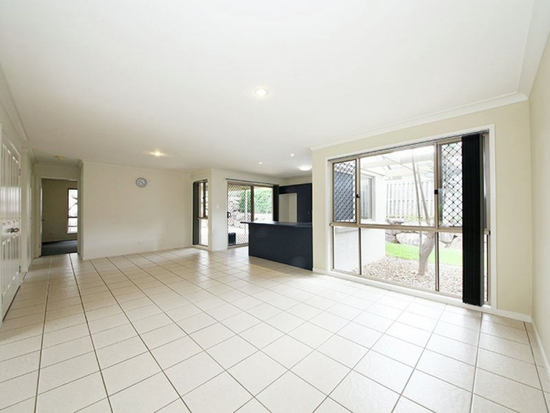 76 Butterfly Drive, Kallangur QLD 4503