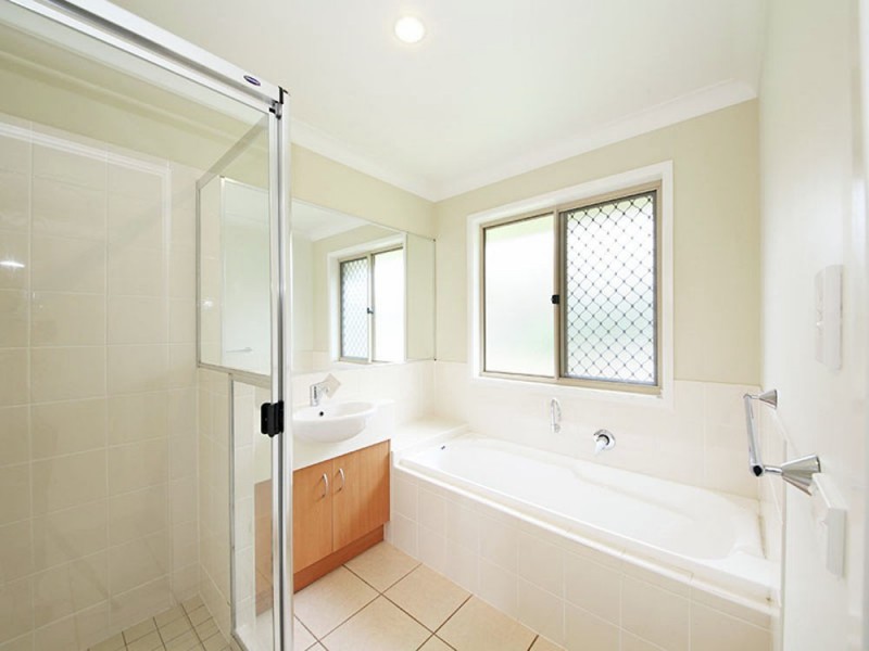 76 Butterfly Drive, Kallangur QLD 4503