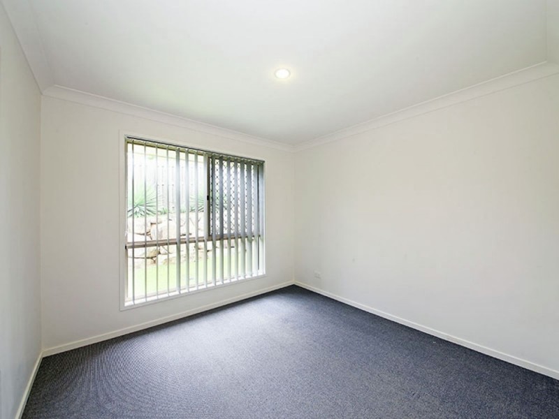 76 Butterfly Drive, Kallangur QLD 4503