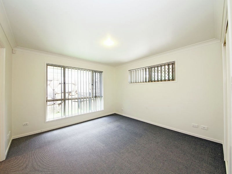 76 Butterfly Drive, Kallangur QLD 4503