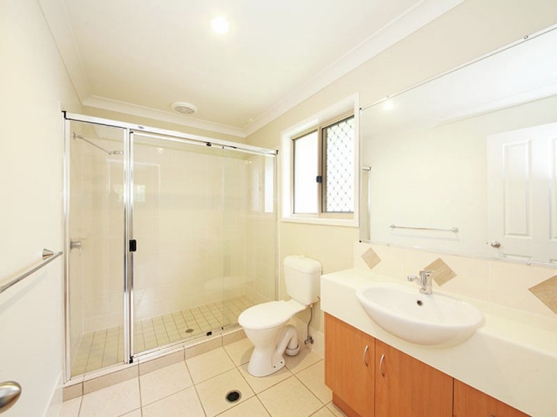 76 Butterfly Drive, Kallangur QLD 4503