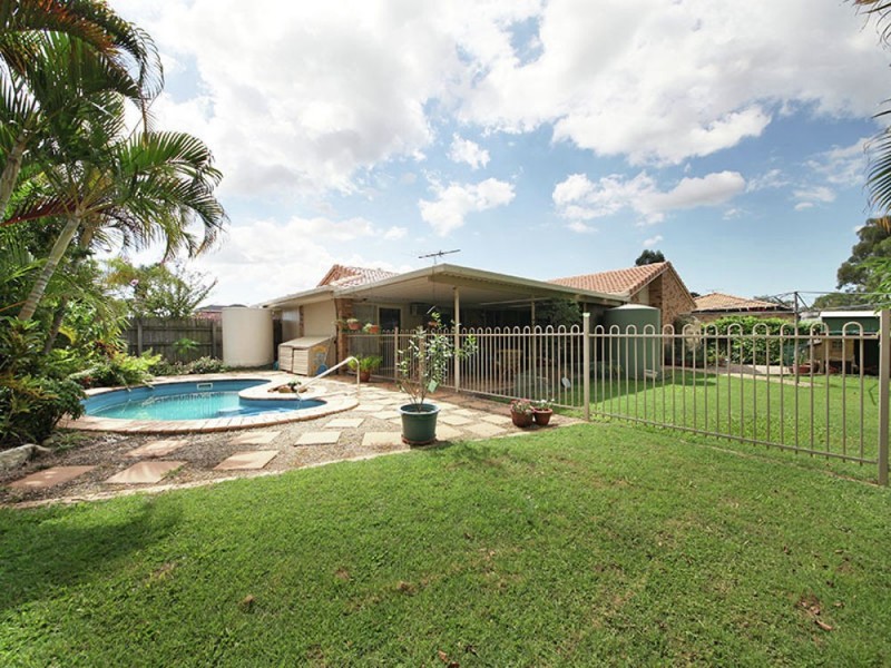 12 St Aidens Court, Kallangur QLD 4503