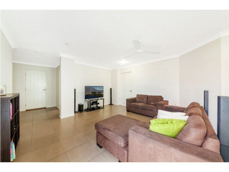 21 Sandstone Boulevard, Ningi QLD 4511