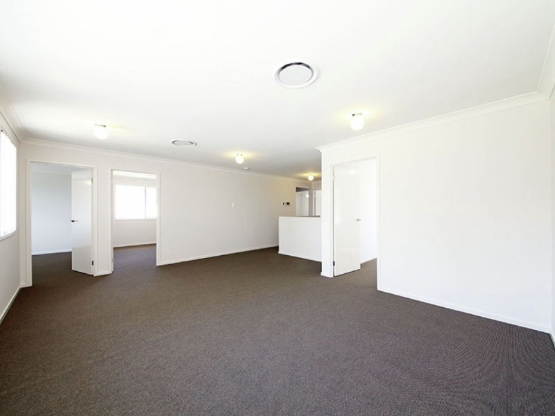 23 Dewberry Place, Bridgeman Downs QLD 4035