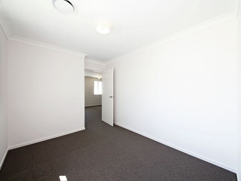 23 Dewberry Place, Bridgeman Downs QLD 4035