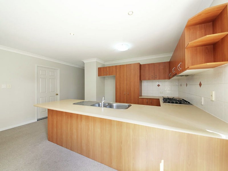 2 Atthow Street, North Lakes QLD 4509