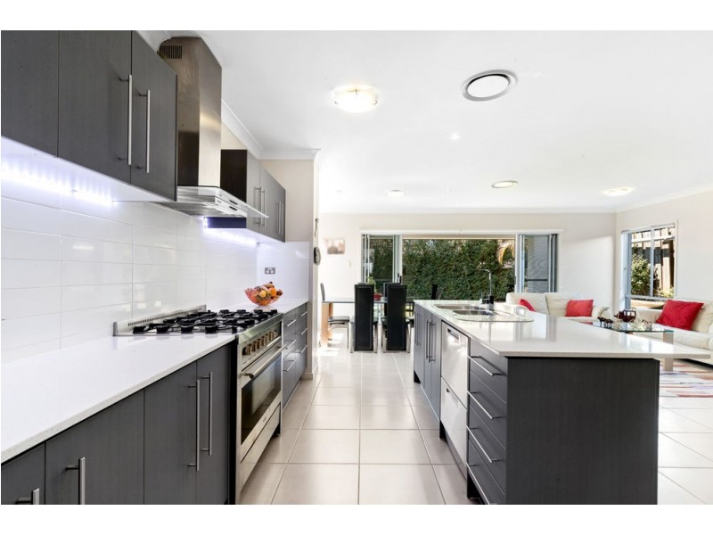 4 Glider Street, North Lakes QLD 4509