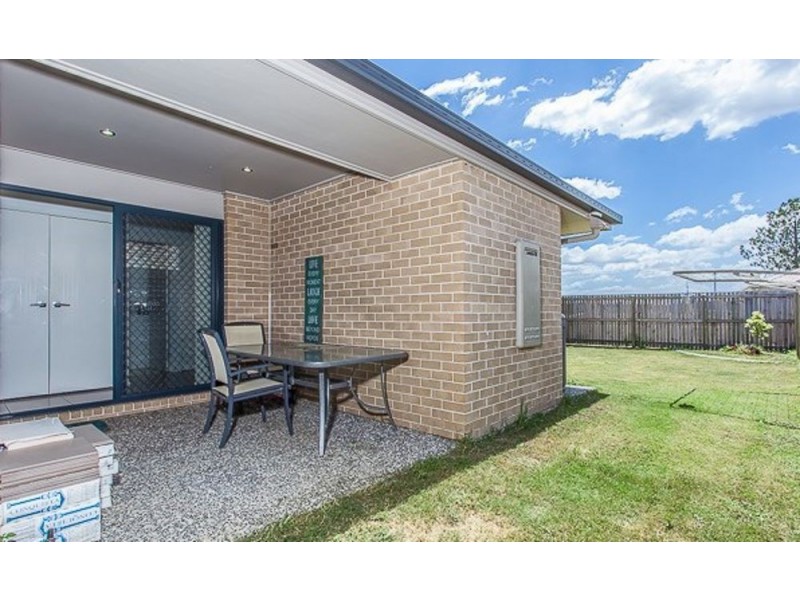 2/21 Sims Street, Caboolture QLD 4510