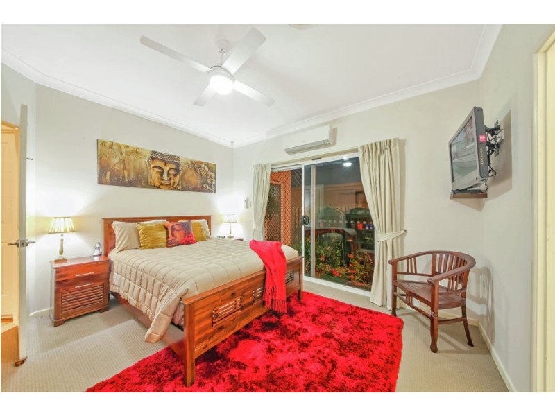 2 Douglas Circuit, North Lakes QLD 4509