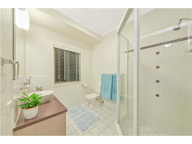 2 Douglas Circuit, North Lakes QLD 4509