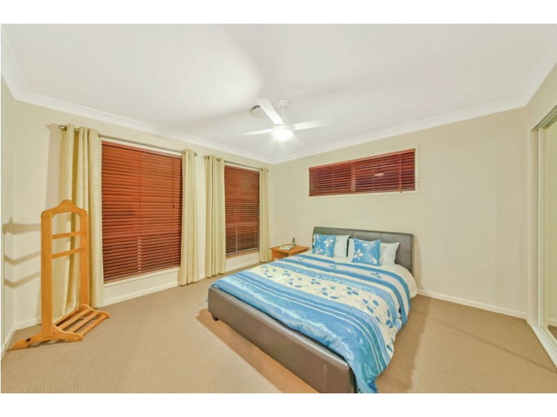 2 Douglas Circuit, North Lakes QLD 4509