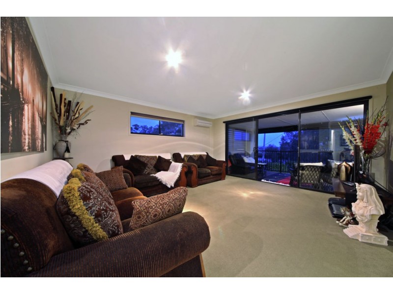 28 Warburton Street, Murrumba Downs QLD 4503