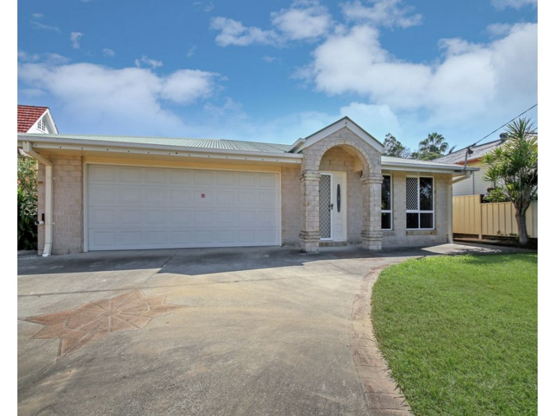 123 Maine Road, Clontarf QLD 4019