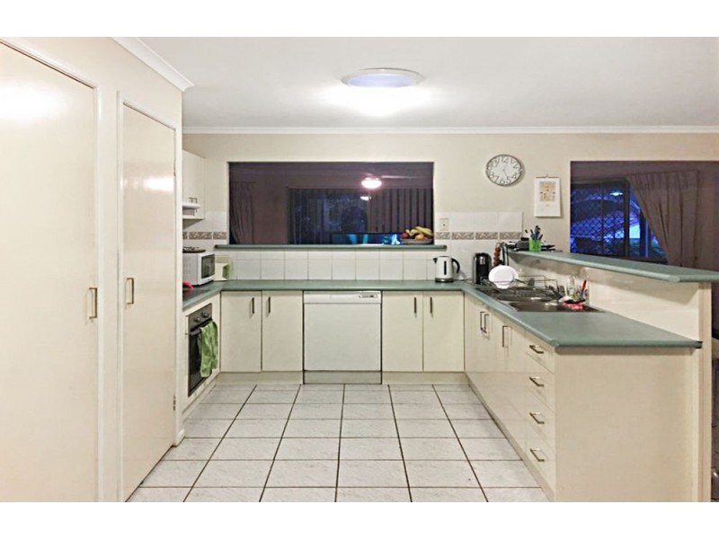 9 Camberwell Drive, Kallangur QLD 4503