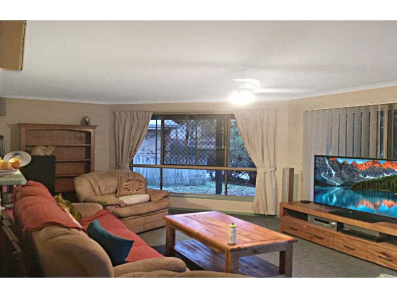 9 Camberwell Drive, Kallangur QLD 4503