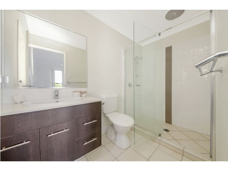 98 Mackintosh Drive, North Lakes QLD 4509