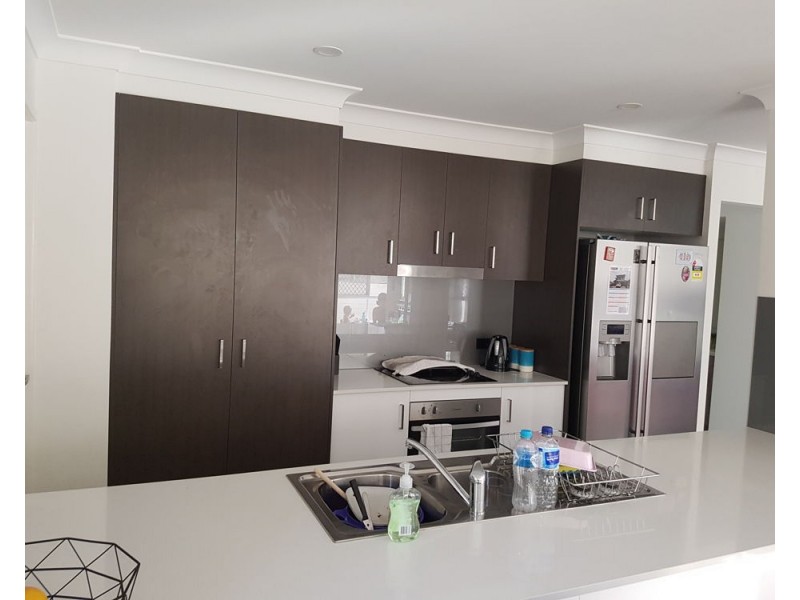 5 Sundown Cct, North Lakes QLD 4509