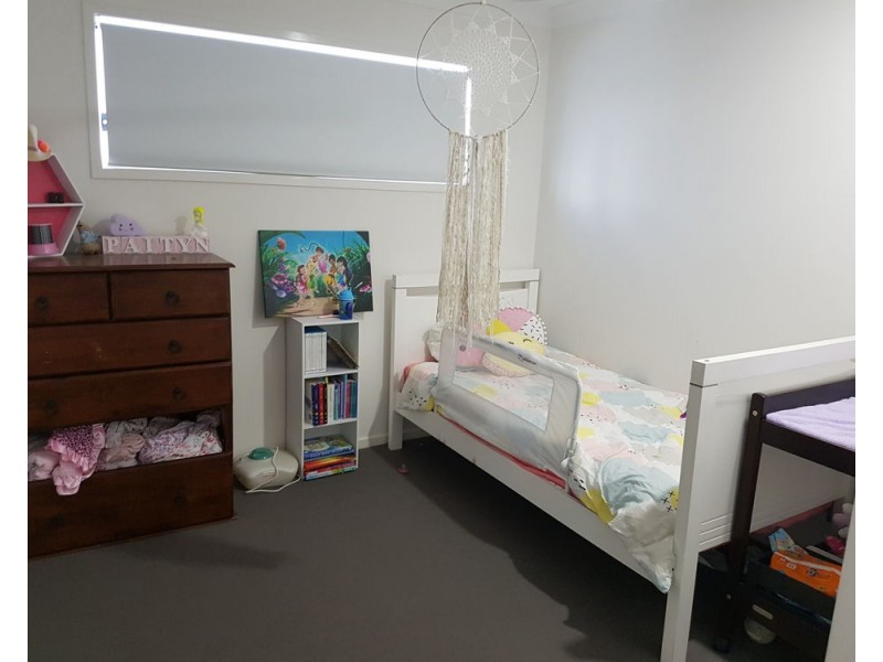 5 Sundown Cct, North Lakes QLD 4509