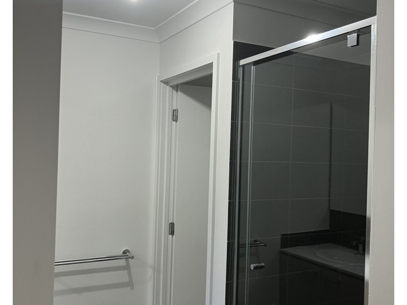 1241 Anzac Avenue, Kallangur QLD 4503